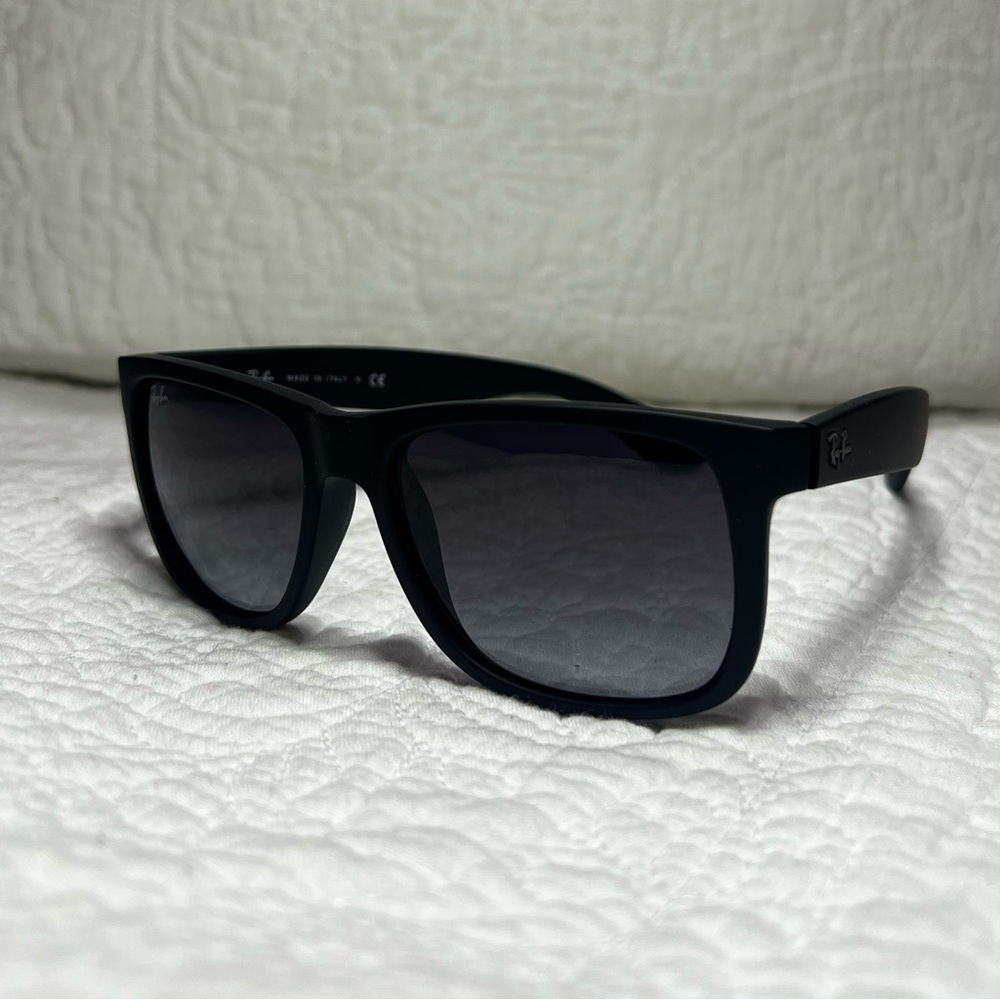 Ray-Ban Men’s Justin Classic